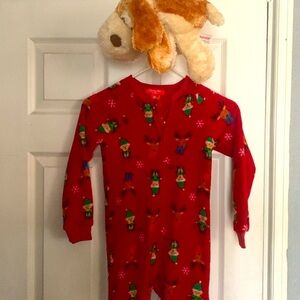 Bundle fleece Christmas PJ and plush animal puppet dog